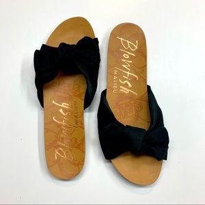Blowfish Black Ginah Sandals 9.5